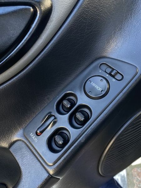 Honda CR-Z • 1992 • 200,000 km 7