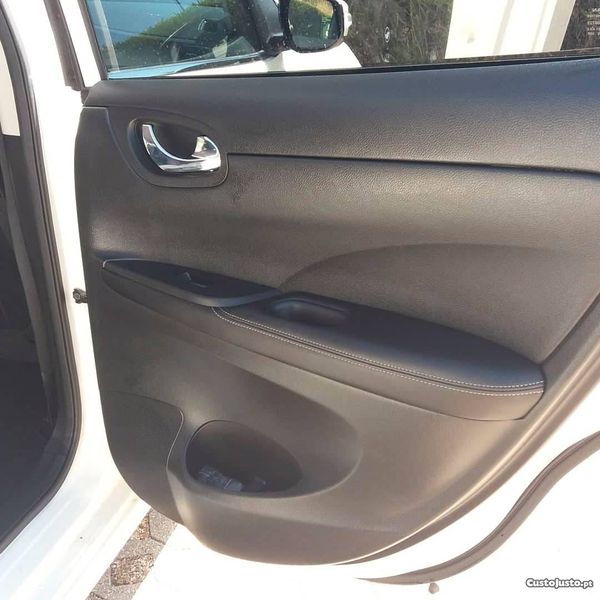 Nissan Pulsar • 2018 • 10,000 km 4