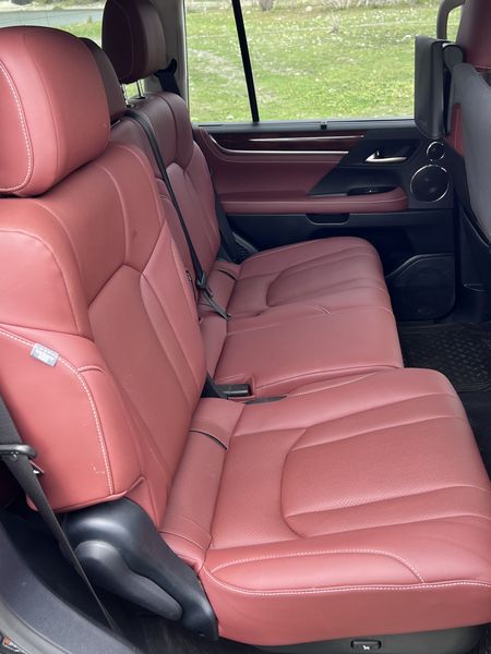 Lexus LX • 2019 • 37,000 km 10