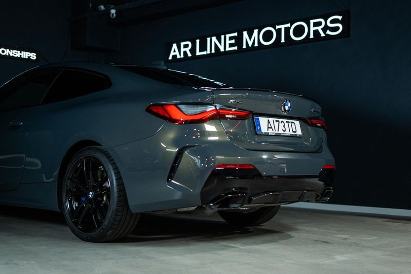 BMW M4 • 2021 • 17,000 km 3