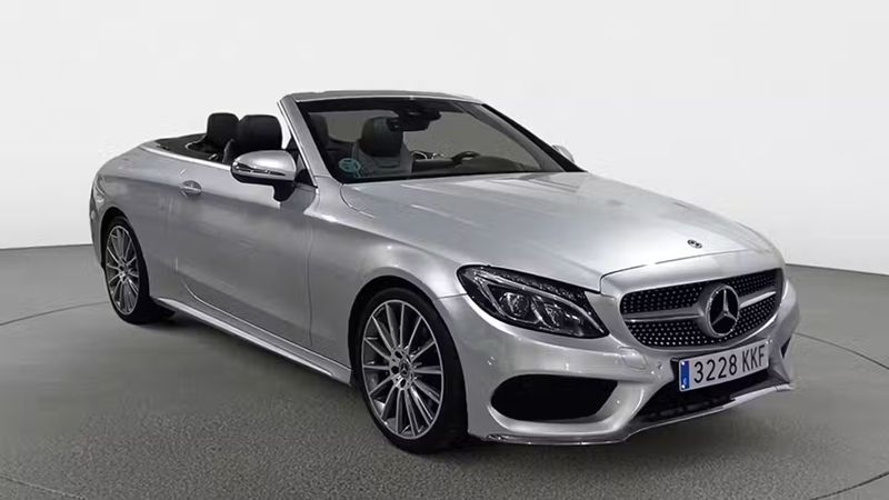 Mercedes-Benz C-Class • 2018 • 98,000 km 3
