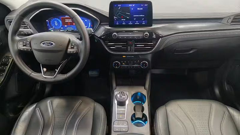 Ford Kuga • 2023 • 39,065 km 6