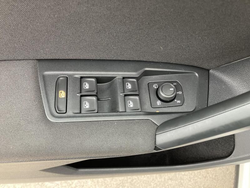 Volkswagen Tiguan • 2021 • 66,381 km 24