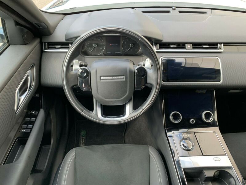 Land Rover Range Rover Velar • 2018 • 115,000 km 6