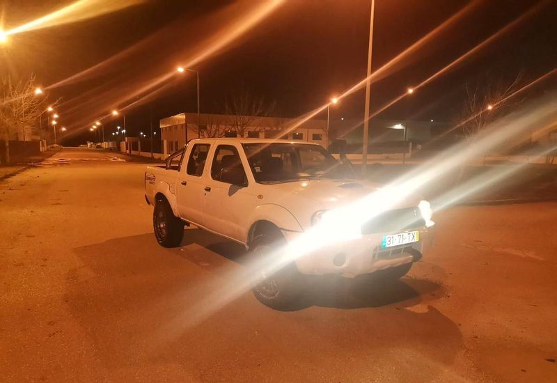 Nissan Pickup • 2002 • 40,000 km 2