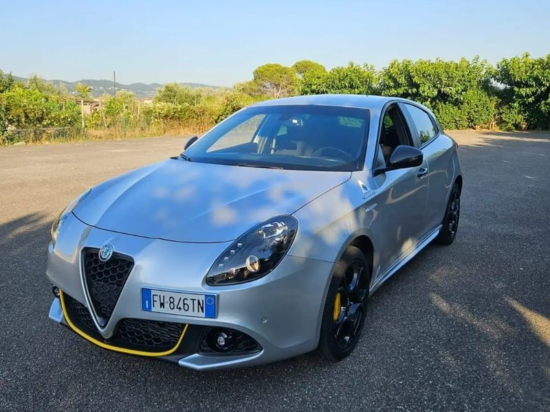 Alfa Romeo Giulietta • 2019 • 50,000 km 11