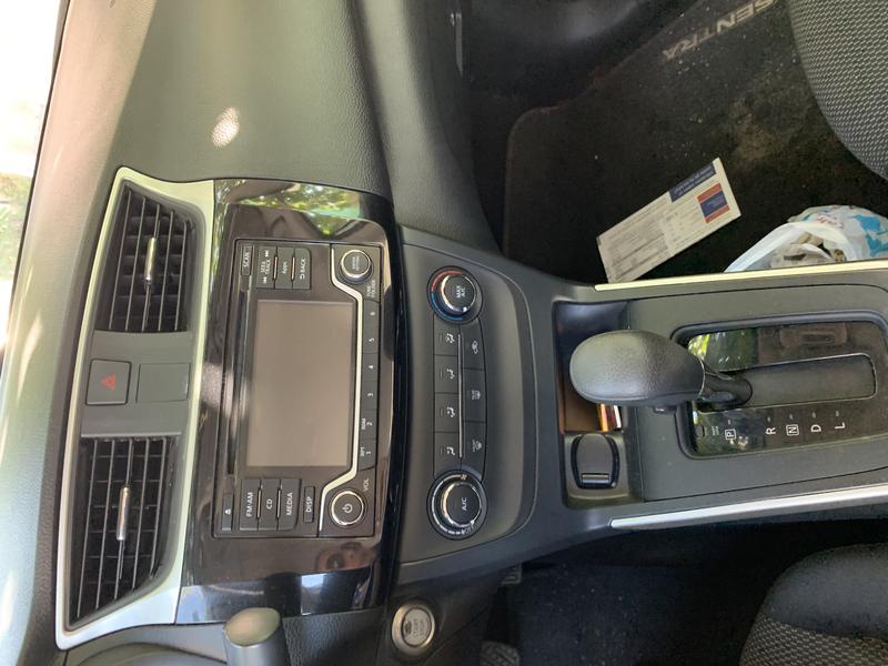 Nissan Sentra • 2017 • 50,000 km 2