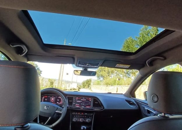 Seat Leon • 2020 • 55,000 km 5