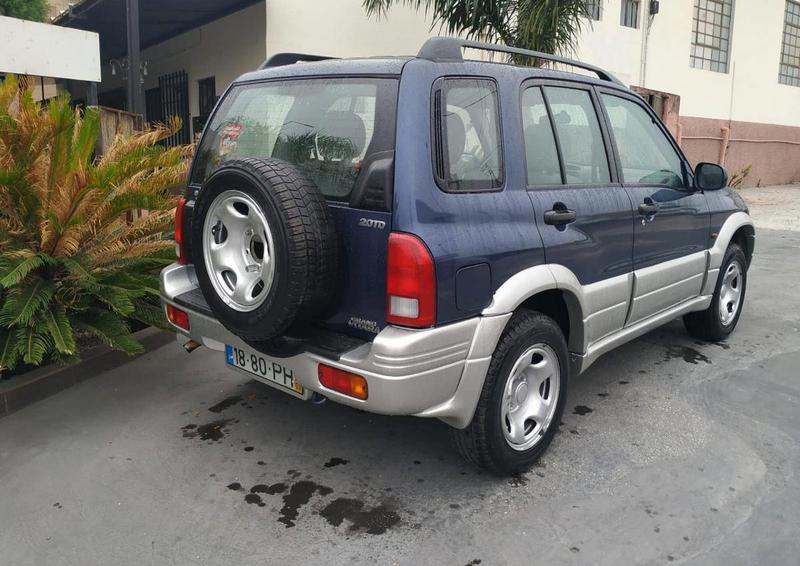 Suzuki Grand Vitara • 2000 • 200,000 km 2