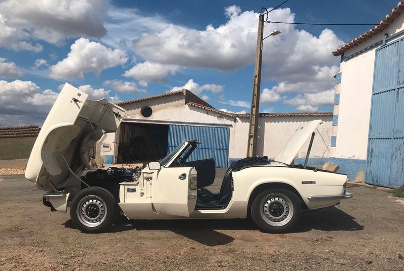 Fiat 124 Spider • 1980 • 20,000 km 5