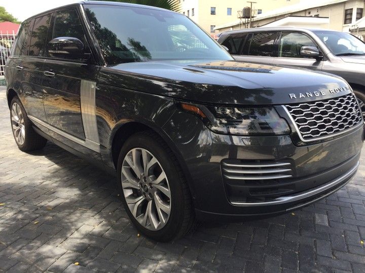 Land Rover Range Rover Sport • 2018 • 3 km 1