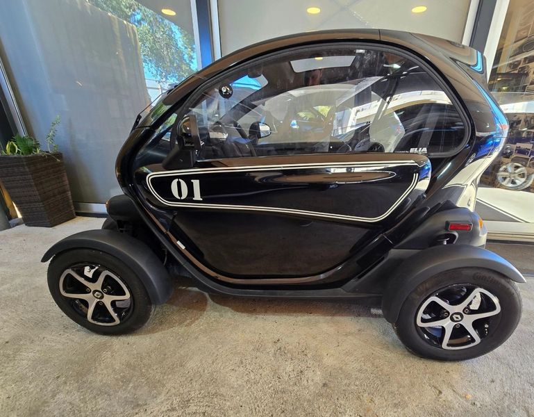 Renault Twingo • 2019 • 19,000 km 6