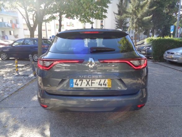 Renault Mégane • 2019 • 129,989 km 2