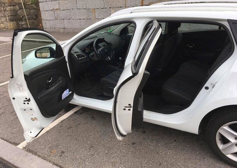 Renault Mégane • 2016 • 299,999 km 5