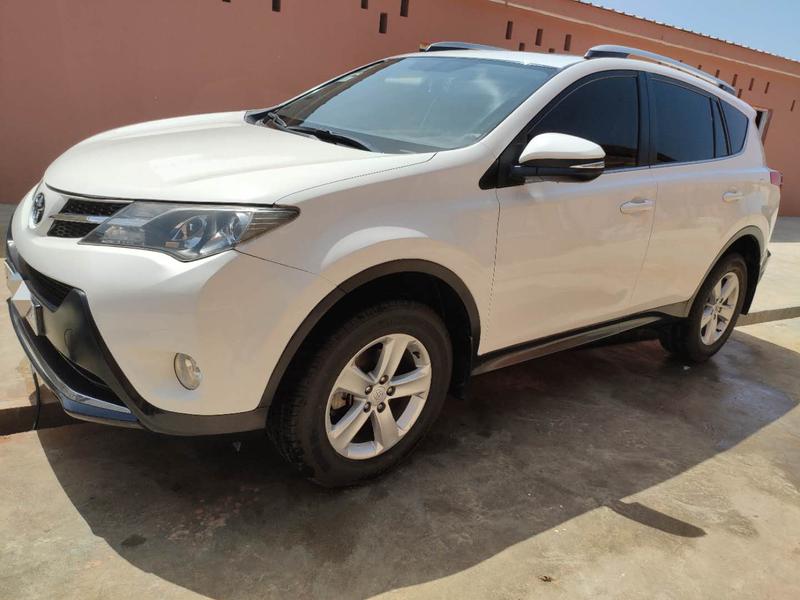Toyota RAV4 • 2014 • 48,000 km 6