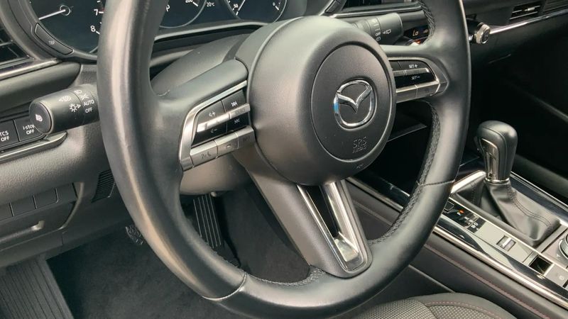 Mazda CX-30 • 2023 • 45,200 km 12