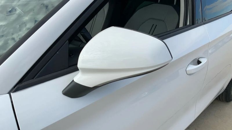 Seat Leon • 2020 • 61,000 km 12