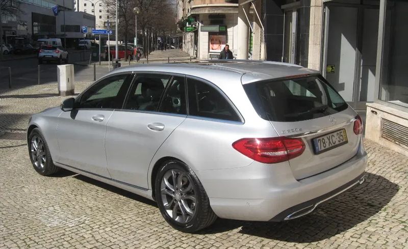 Mercedes-Benz C-Class • 2015 • 193,000 km 2