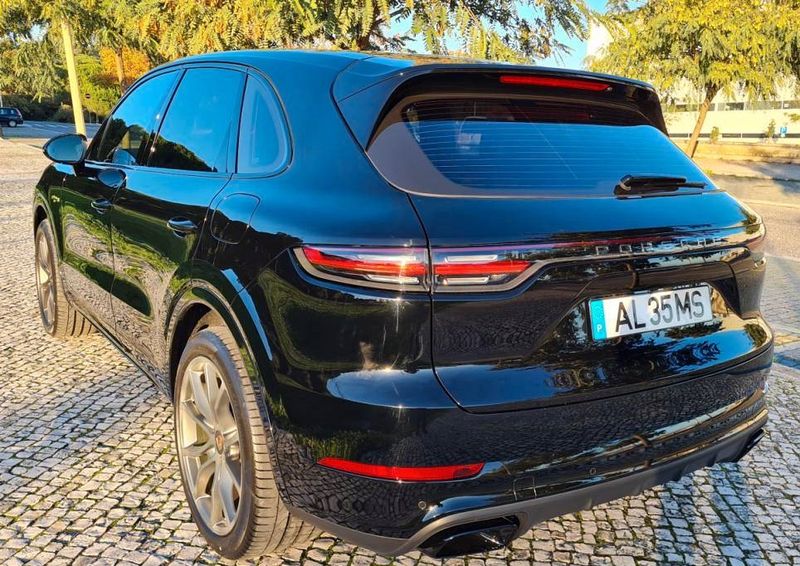 Porsche Cayenne • 2020 • 24,000 km 7