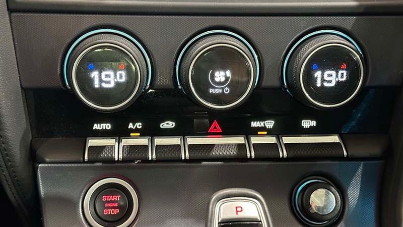 Jaguar F-Type • 2020 • 82,053 km 28