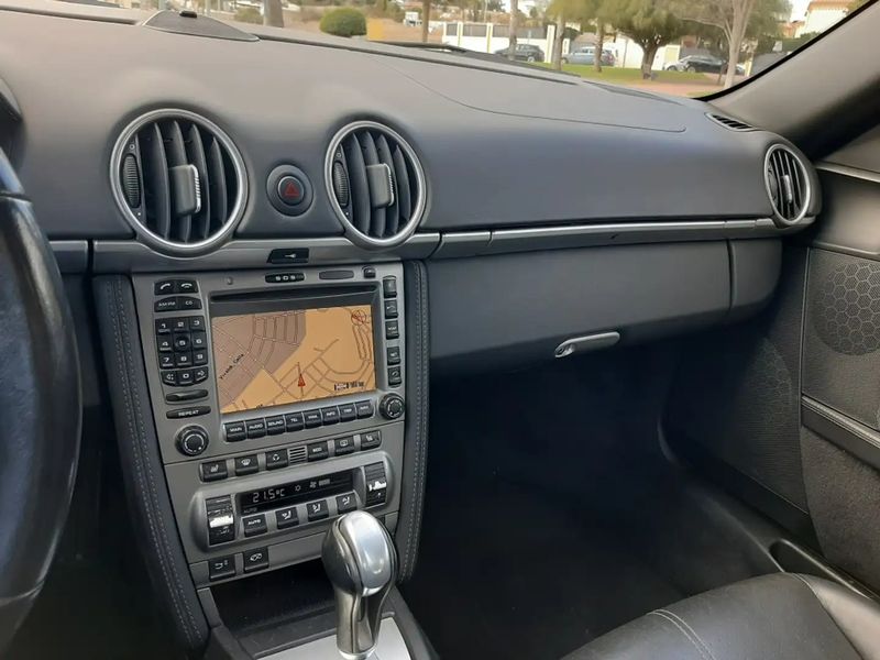 Porsche Cayman • 2017 • 160,000 km 6