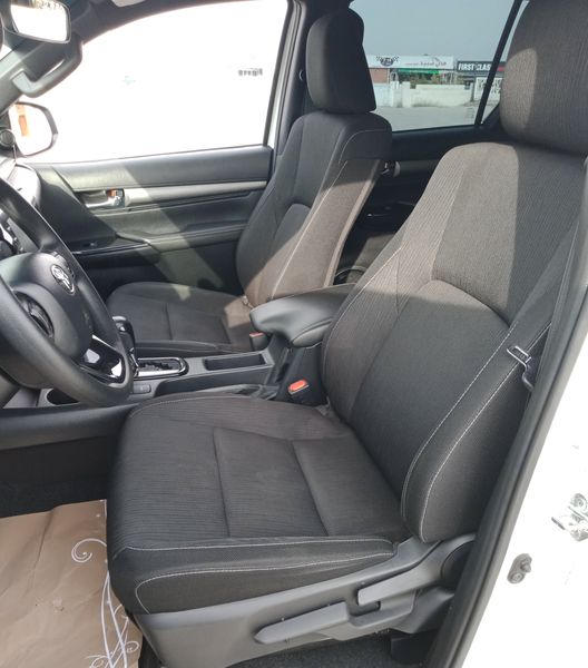 Toyota Hilux • 2022 • 0 km 14