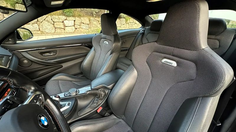 BMW M4 • 2014 • 110,000 km 6