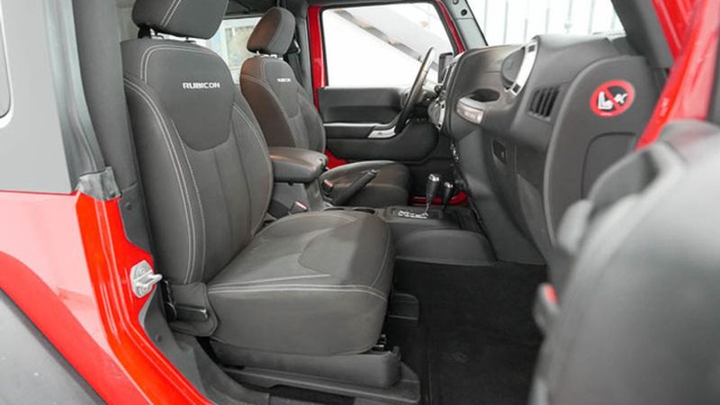 Jeep Renegade • 2017 • 31,700 km 10