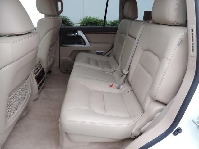 Toyota Land Cruiser • 2013 • 30,205 mi 4