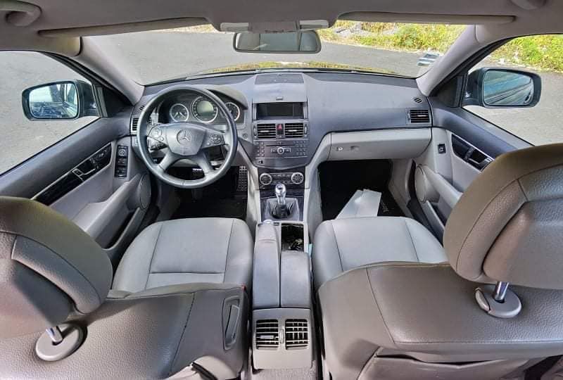 Mercedes-Benz C • 1989 • 145,000 km 4