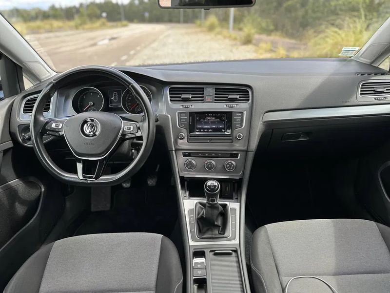 Volkswagen Golf • 2017 • 69,000 km 5