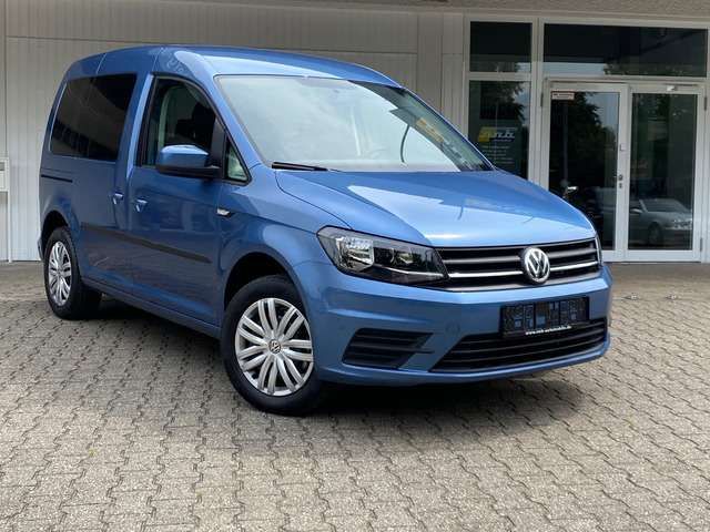 Volkswagen Caddy • 2018 • 105,735 km 2