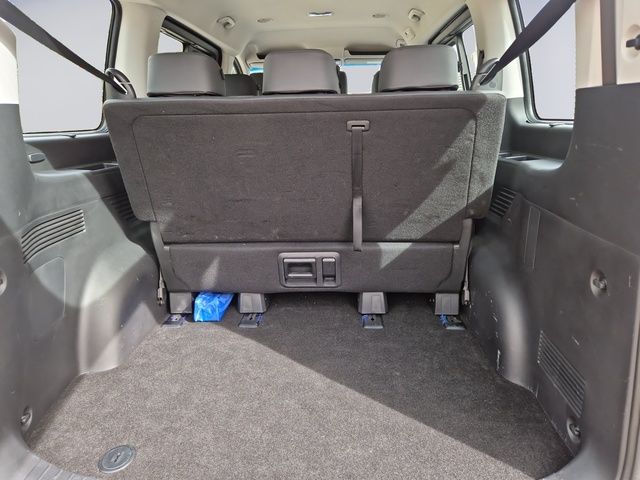 Hyundai H1 • 2023 • 23,000 km 11