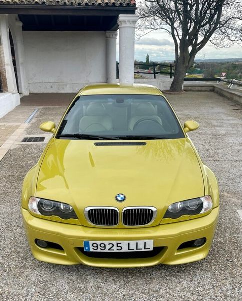 BMW M3 • 2002 • 168,000 km 1