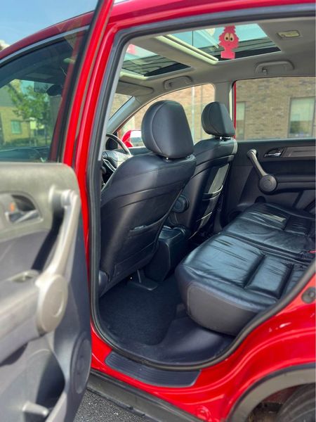 Honda CR-V • 2009 • 101,000 km 2