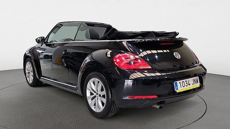Volkswagen Beetle • 2016 • 103,466 km 4