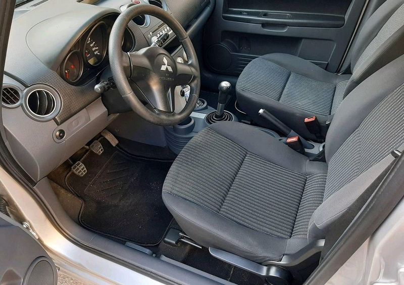 Mitsubishi Colt • 2008 • 169,999 km 4