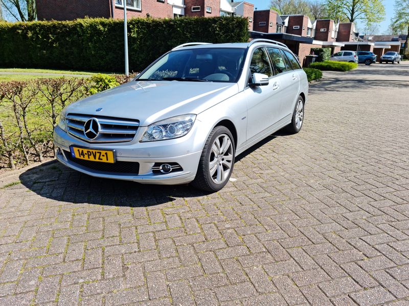 Mercedes-Benz E • 2010 • 314,000 km 2