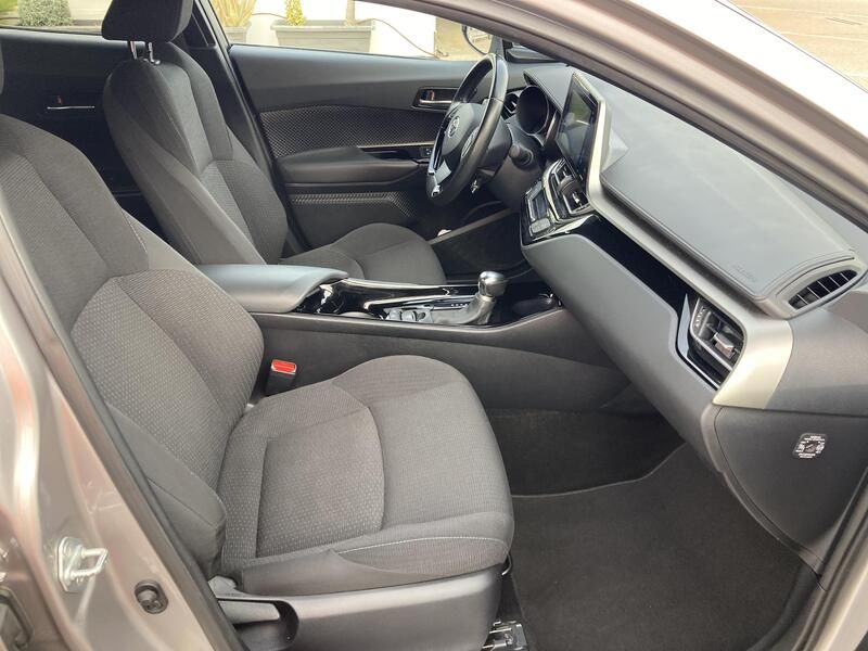 Toyota C-HR • 2019 • 63,000 km 12