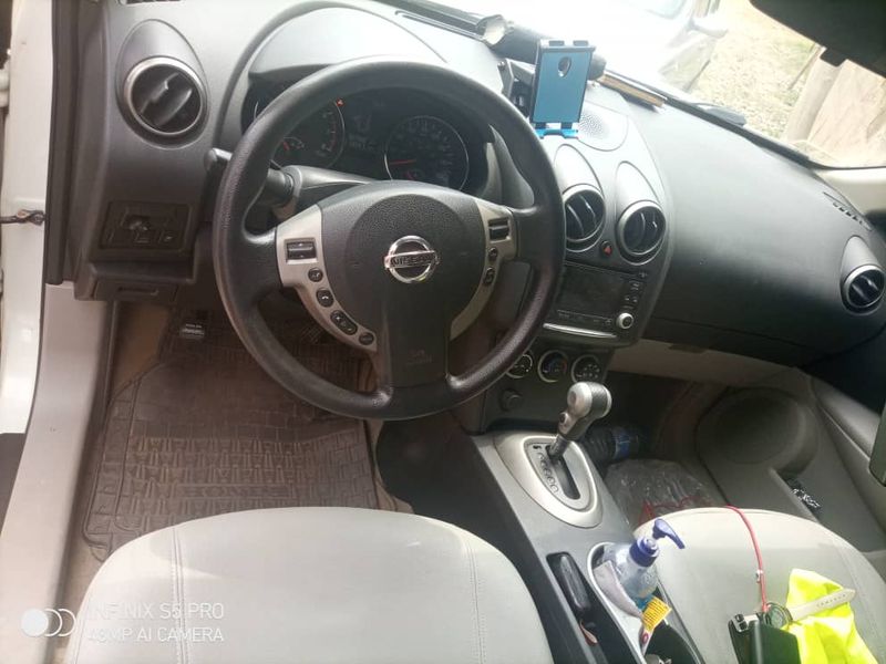 Nissan Rogue • 2011 • 173,000 km 3