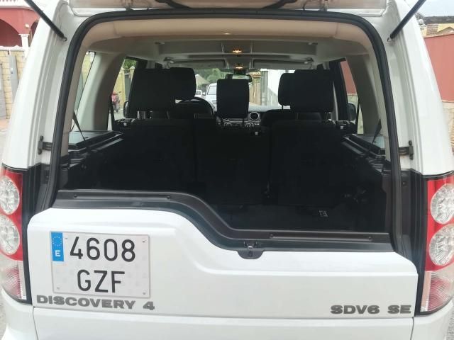 Land Rover Discovery • 2010 • 140,000 km 7