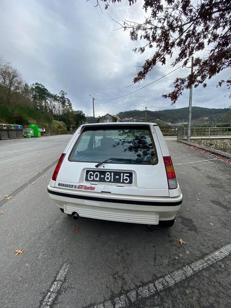 Renault Mégane • 1987 • 95,000 km 3