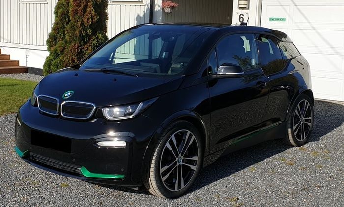 BMW i3 • 2018 • 34,700 km 1