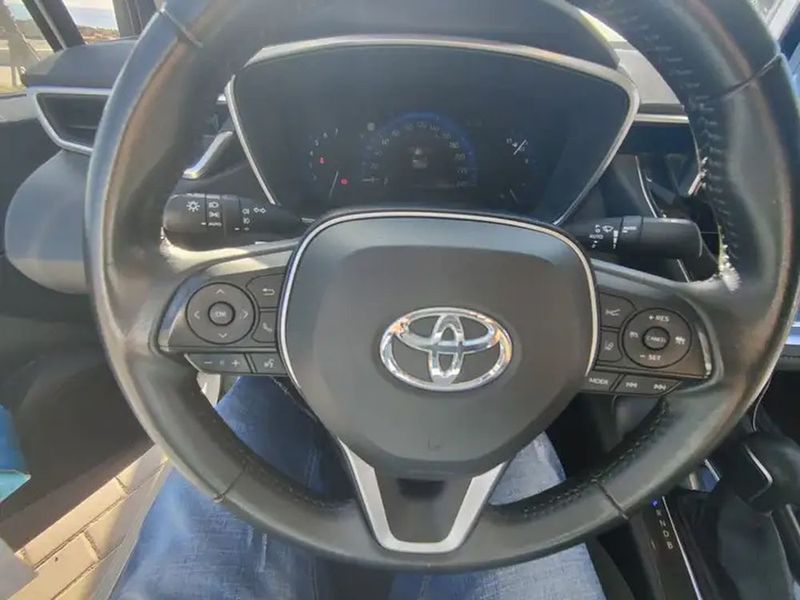 Toyota Corolla Hybrid • 2019 • 102,000 km 8