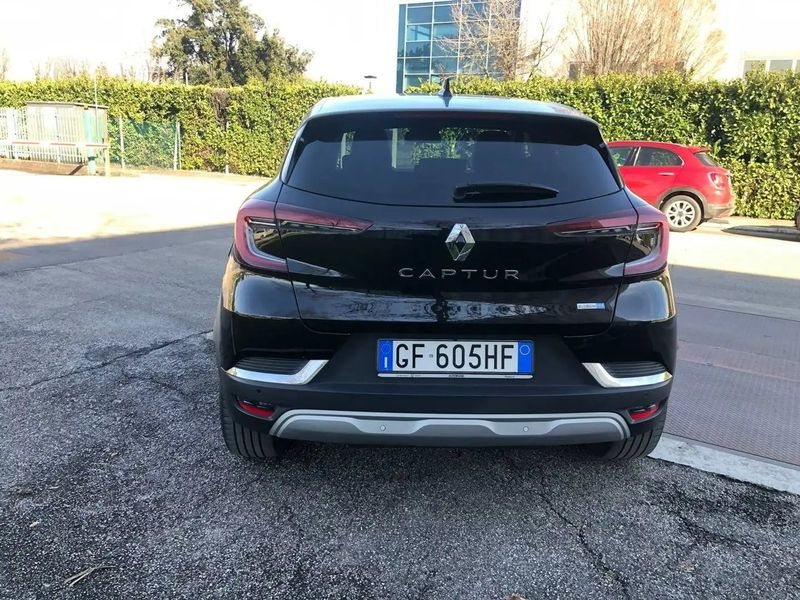 Renault Captur • 2021 • 48,900 km 5