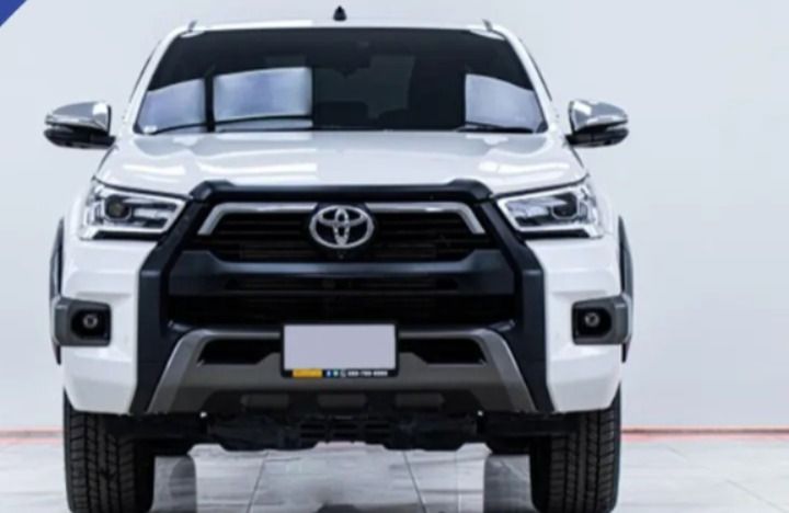 Toyota Hilux • 2023 • 11,000 km 1