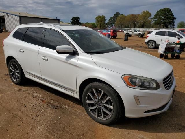 Volvo XC60 • 2016 • 10,000 mi 1