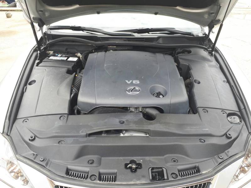 Lexus IS 250 C • 2014 • 13,900 km 9