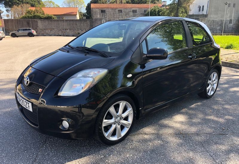 Toyota Yaris • 2007 • 188,000 km 4