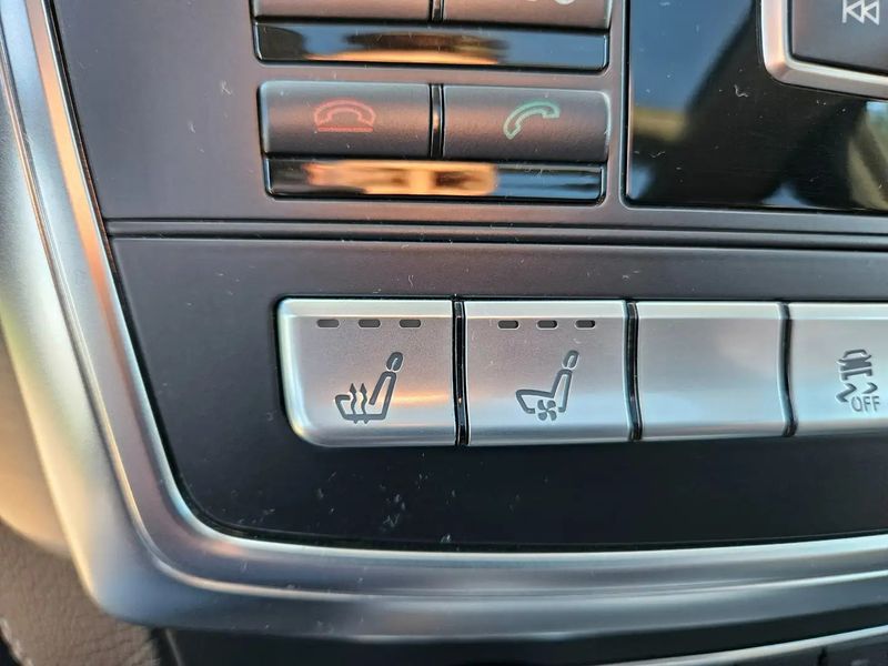 Mercedes-Benz ML350 • 2015 • 86,514 km 3